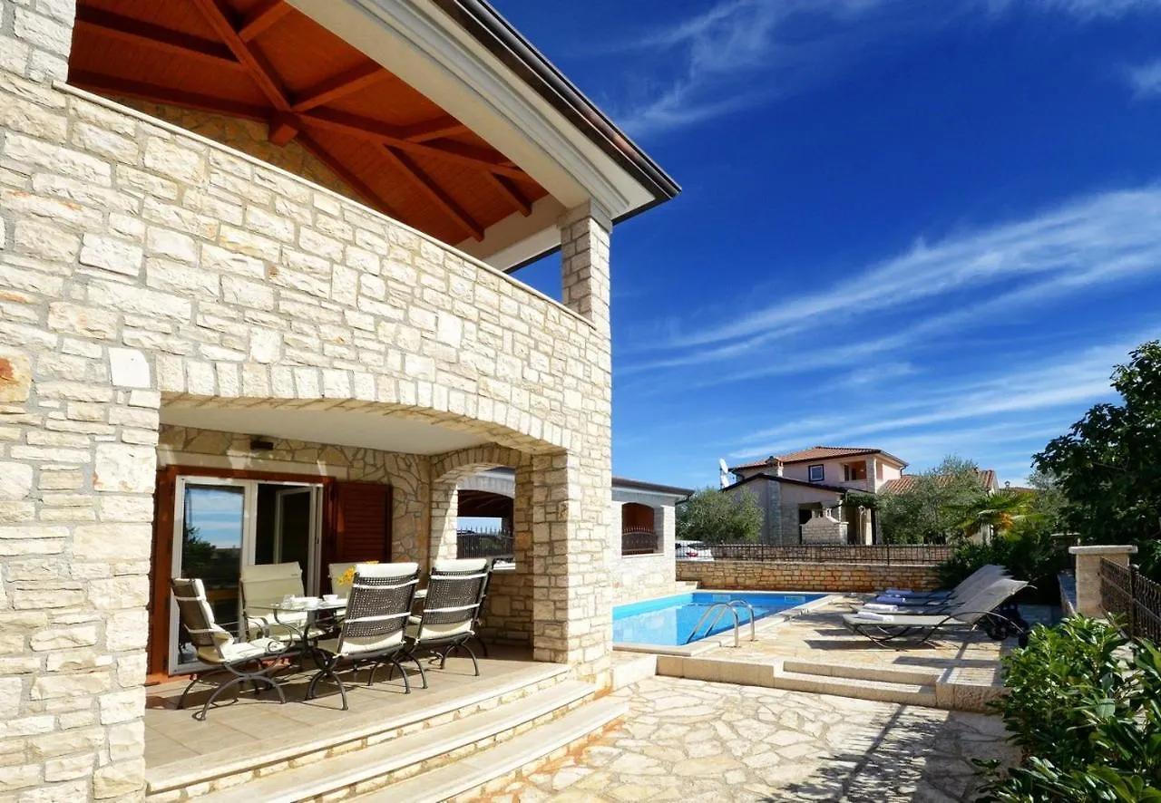 Villa Bianca Tar-Vabriga 0*,